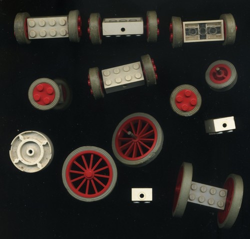 Lego system 314 wheels large - 314,